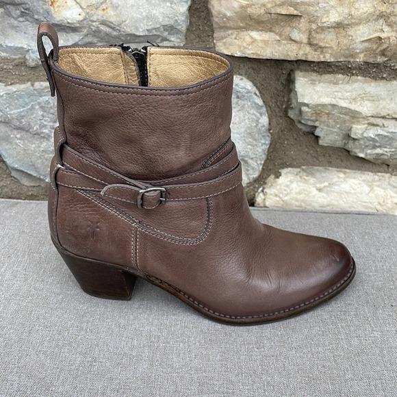 Frye brown western cowgirl ankle boots size 7.5 style B3476291 - Picture 14 of 14